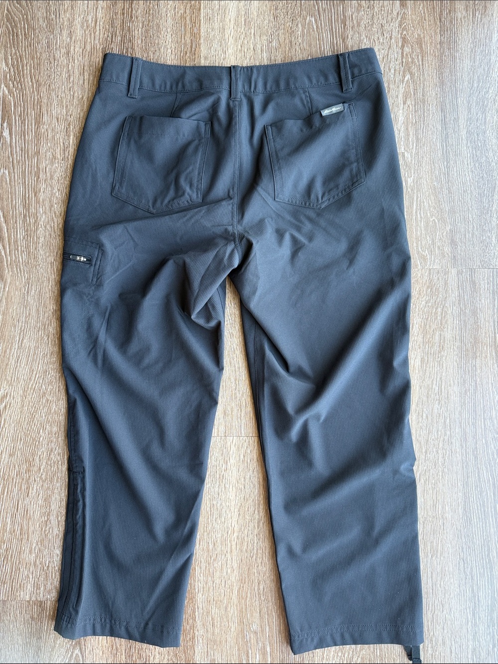 Eddie Bauer Athletic Capri Pants - Picture 6 of 6